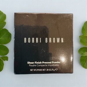 Bobbi Brown Sheer Finish Pressed Powder-Pale Yellow 1